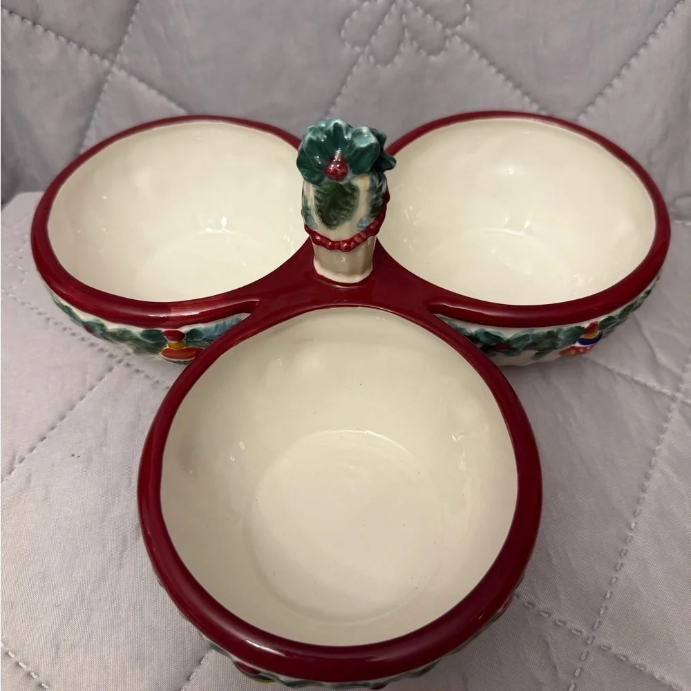 Pfaltzgraff Holiday Garland Triple Section Server